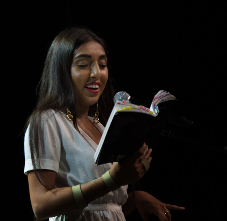 Otras maneras de usar la boca, Rupi kaur. Cantos pintados