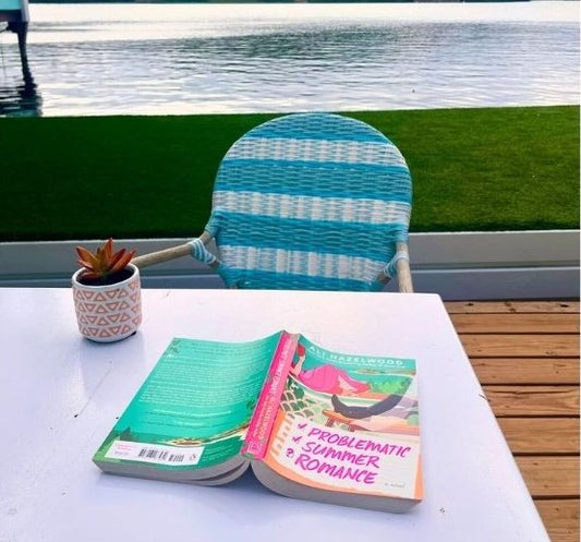 Problematic Summer Romance, Ali Hazelwood (Inglés)