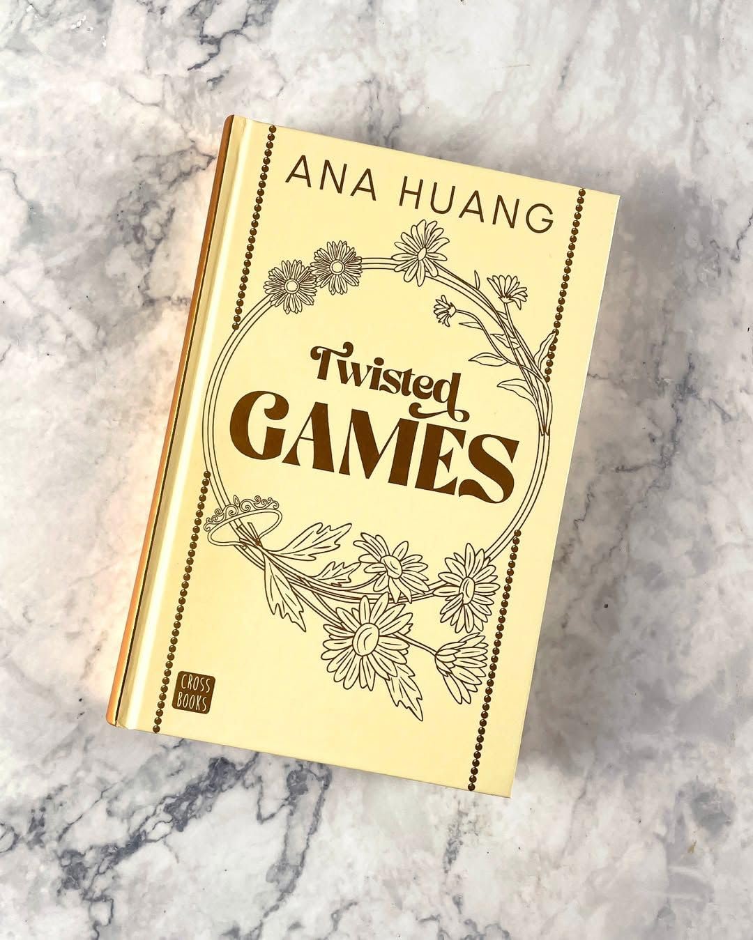 Twisted Games, Ana Huang. Cantos pintados