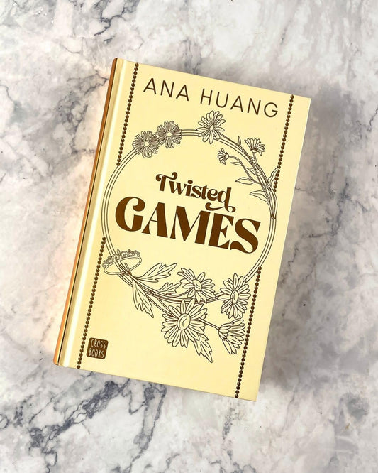 Twisted Games, Ana Huang. Cantos pintados